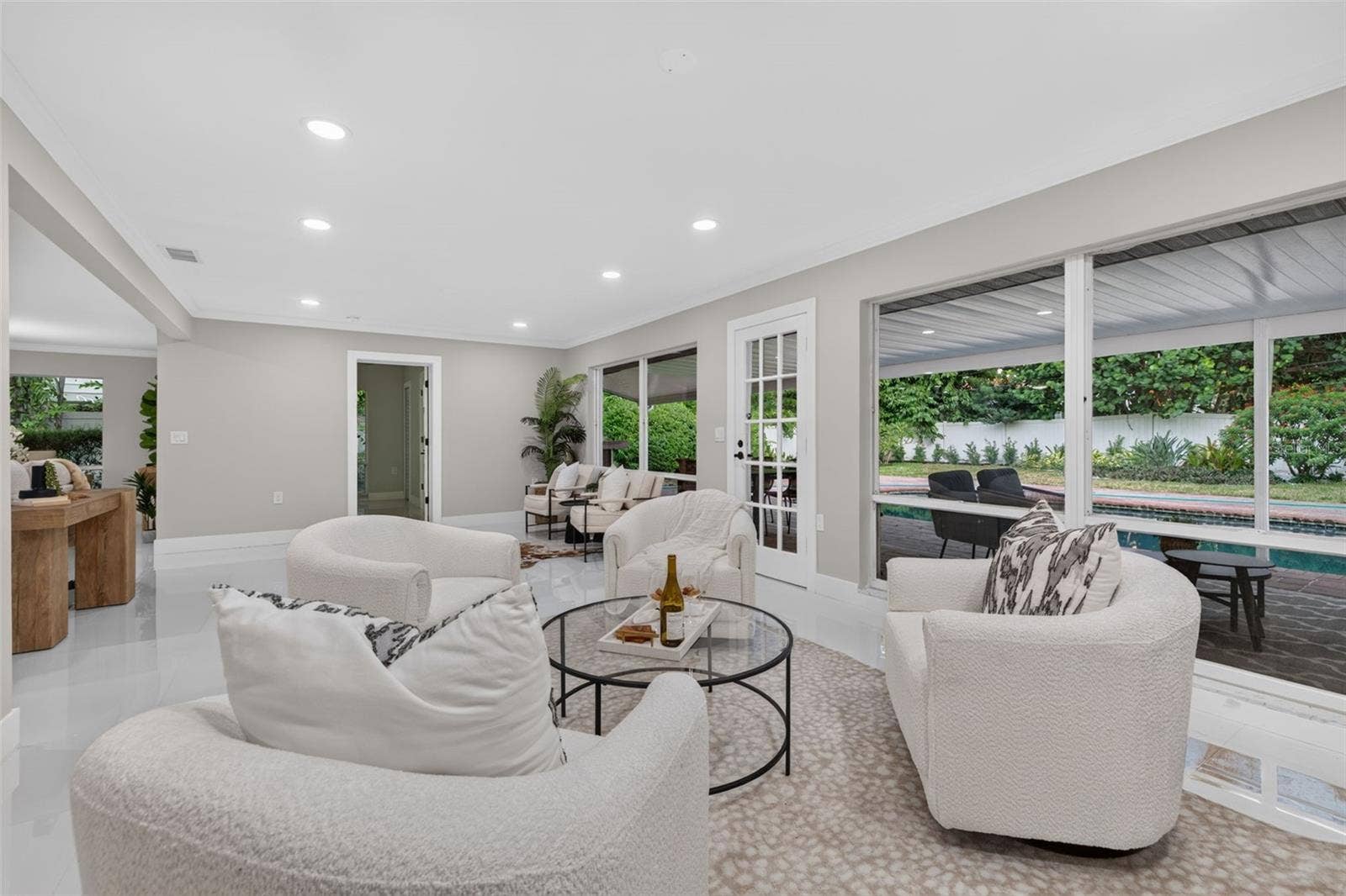 219 MIRAMAR BOULEVARD NE, St Petersburg, FL 33704 219 MIRAMAR BOULEVARD NE, St Petersburg, FL 33704