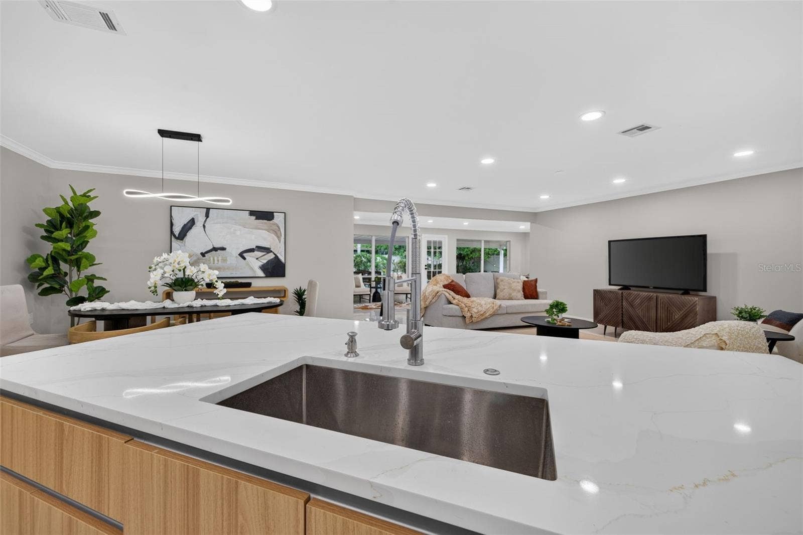 219 MIRAMAR BOULEVARD NE, St Petersburg, FL 33704 219 MIRAMAR BOULEVARD NE, St Petersburg, FL 33704