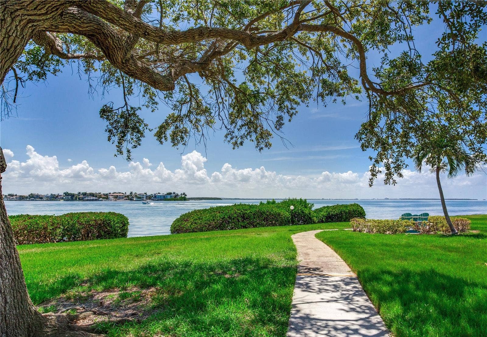 6104 PALMA DEL MAR BOULEVARD S, #404, St Petersburg, FL 33715