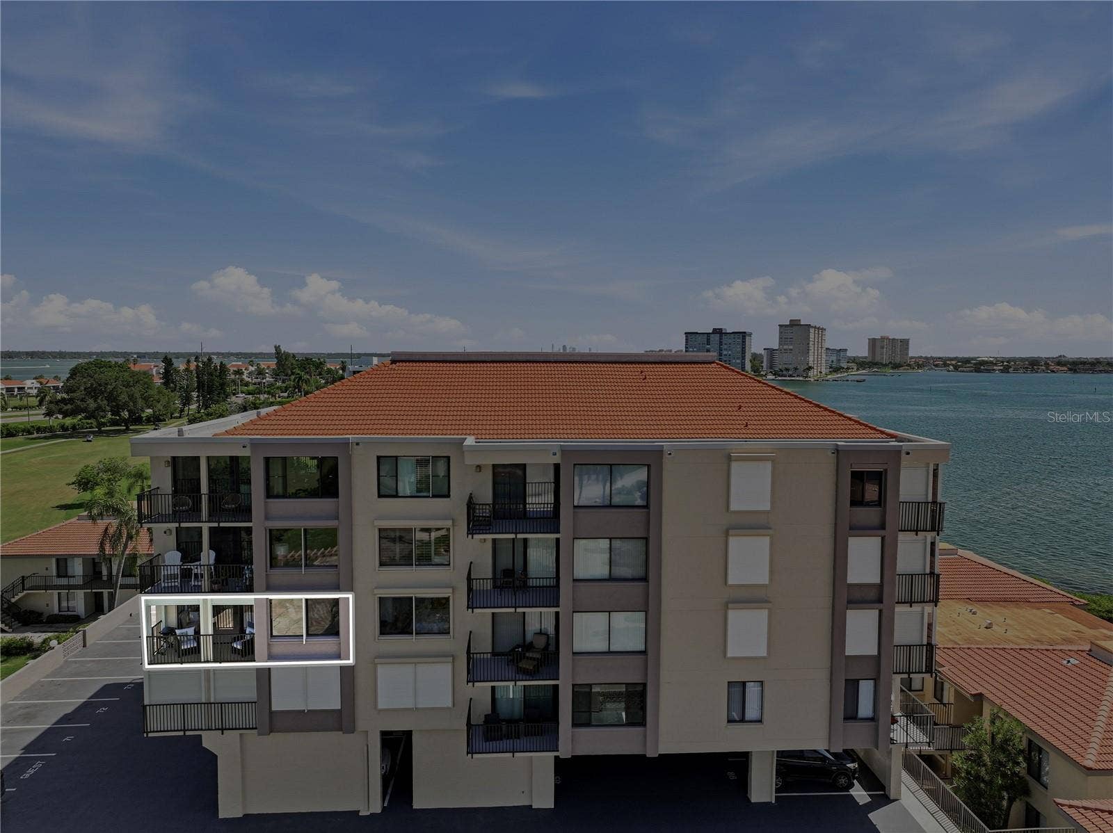6104 PALMA DEL MAR BOULEVARD S, #404, St Petersburg, FL 33715