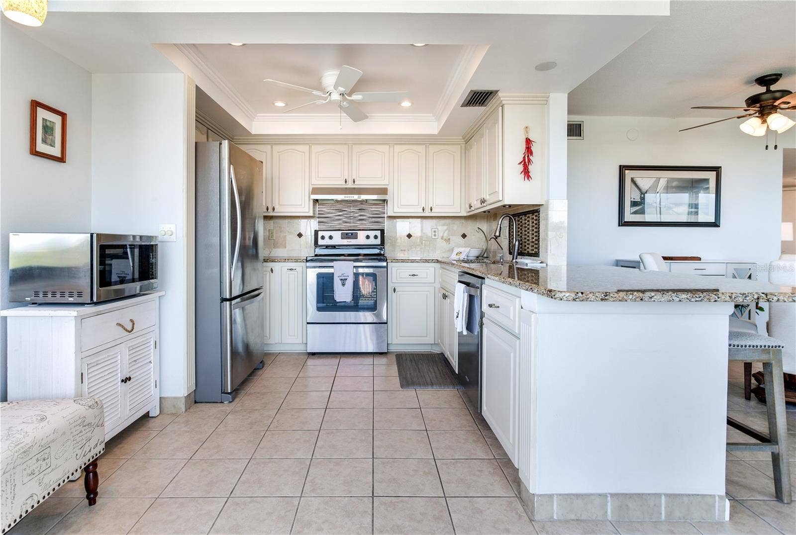 6104 PALMA DEL MAR BOULEVARD S, #404, St Petersburg, FL 33715