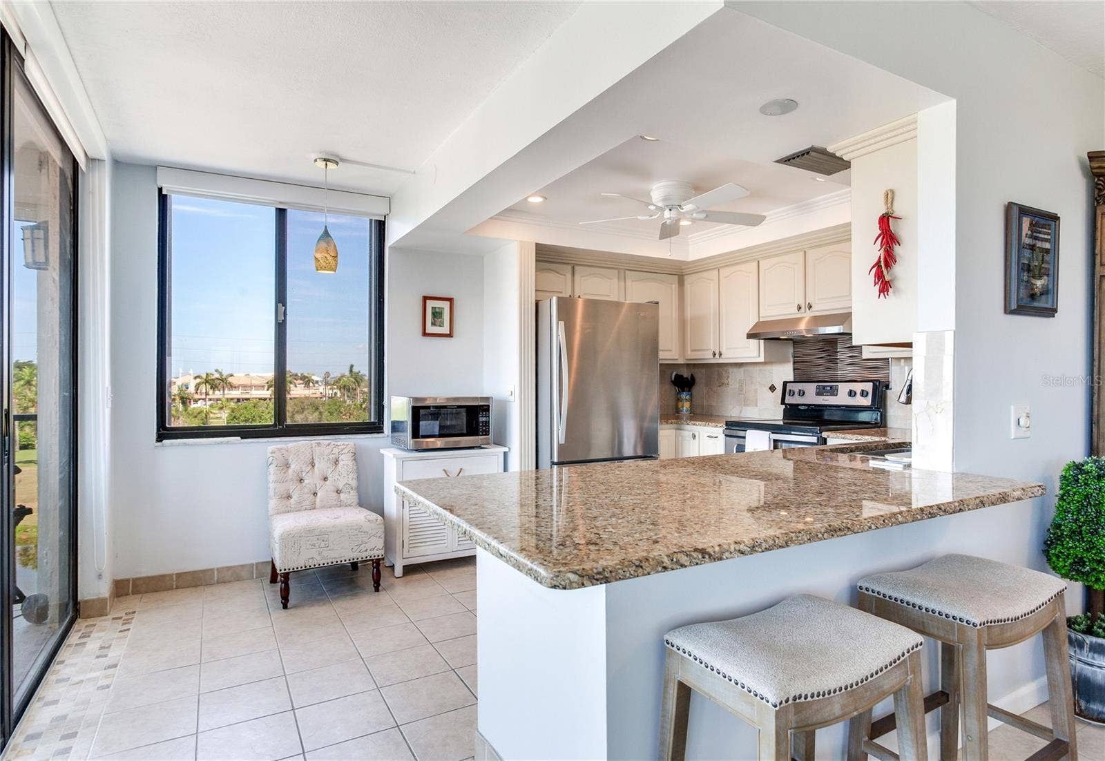 6104 PALMA DEL MAR BOULEVARD S, #404, St Petersburg, FL 33715