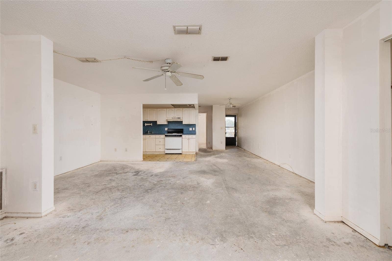 5980 TERRACE PARK DRIVE N, #208, St Petersburg, FL 33709 5980 TERRACE PARK DRIVE N, #208, St Petersburg, FL 33709