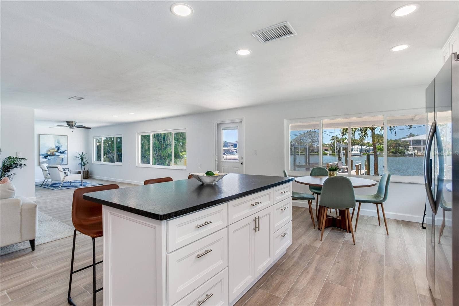 16458 REDINGTON DRIVE, Redington Beach, FL 33708