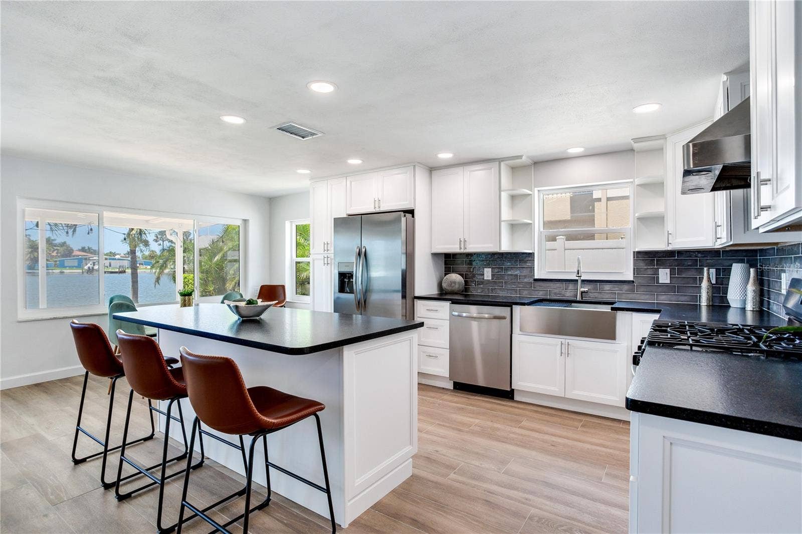 16458 REDINGTON DRIVE, Redington Beach, FL 33708