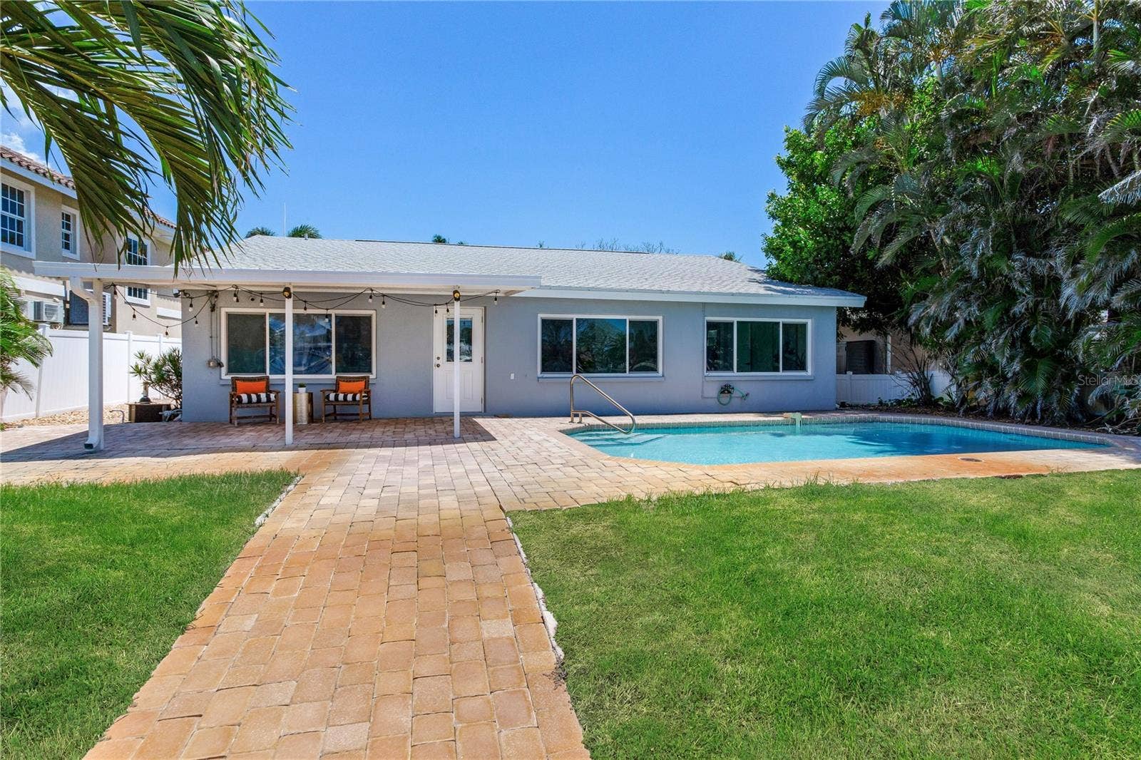 16458 REDINGTON DRIVE, Redington Beach, FL 33708