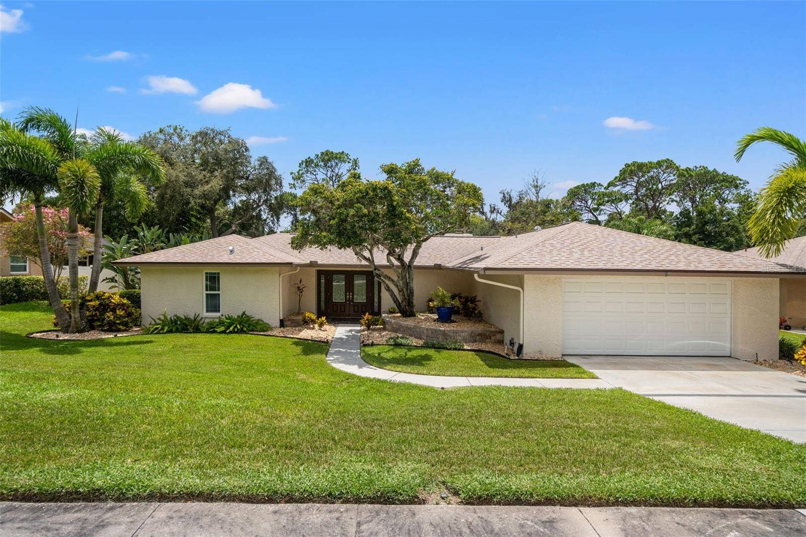 940 ROLLING HILLS DRIVE, Palm Harbor, FL 34683 940 ROLLING HILLS DRIVE, Palm Harbor, FL 34683
