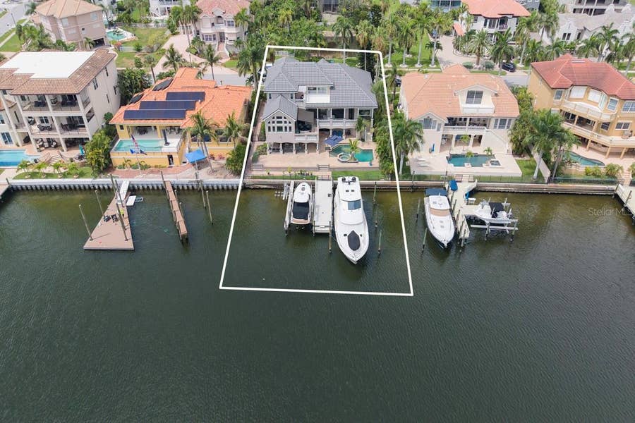 Property photo for 6113 PASADENA POINT BOULEVARD, Gulfport, FL