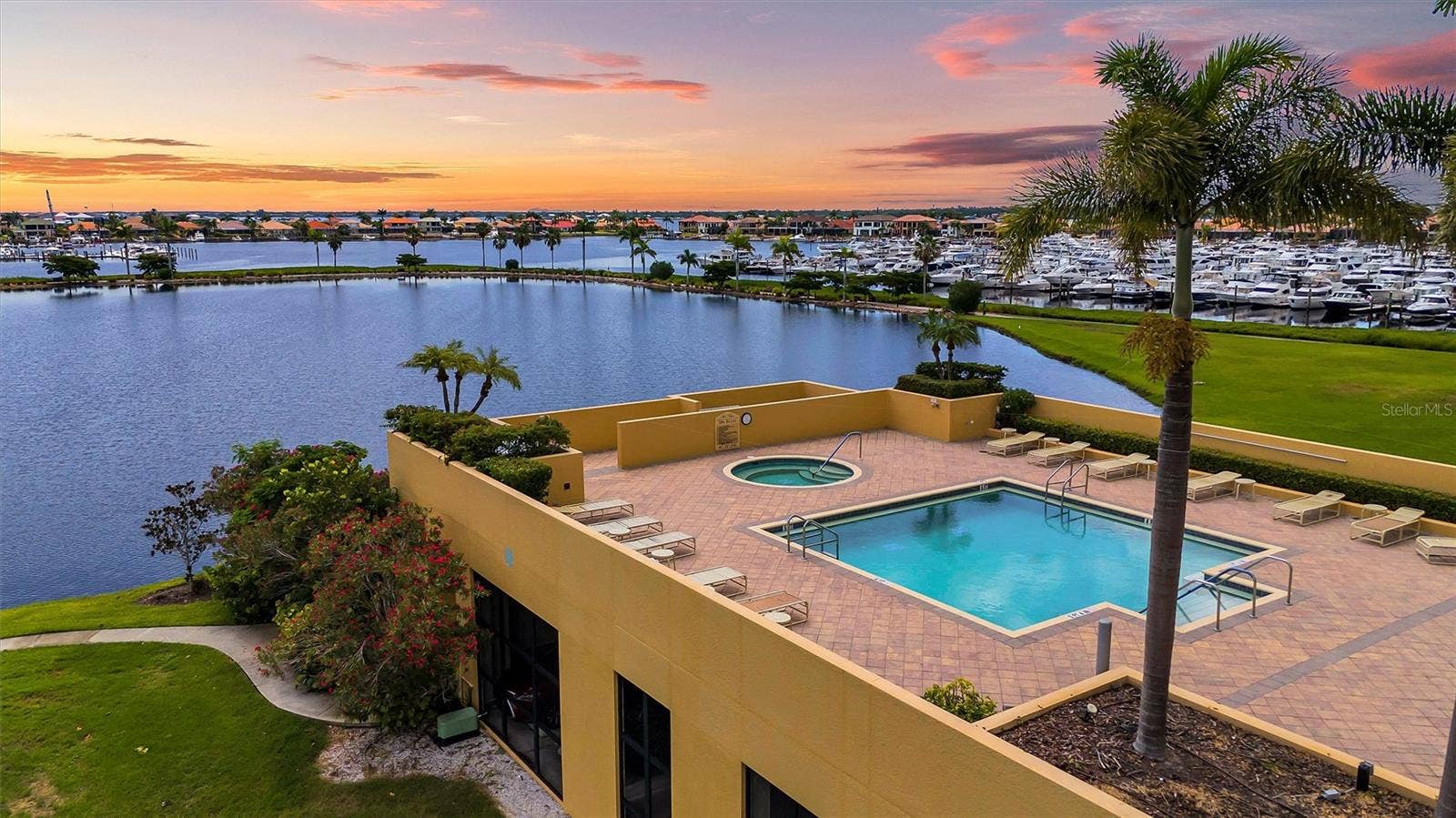 140 RIVIERA DUNES WAY, #503, Palmetto, FL 34221