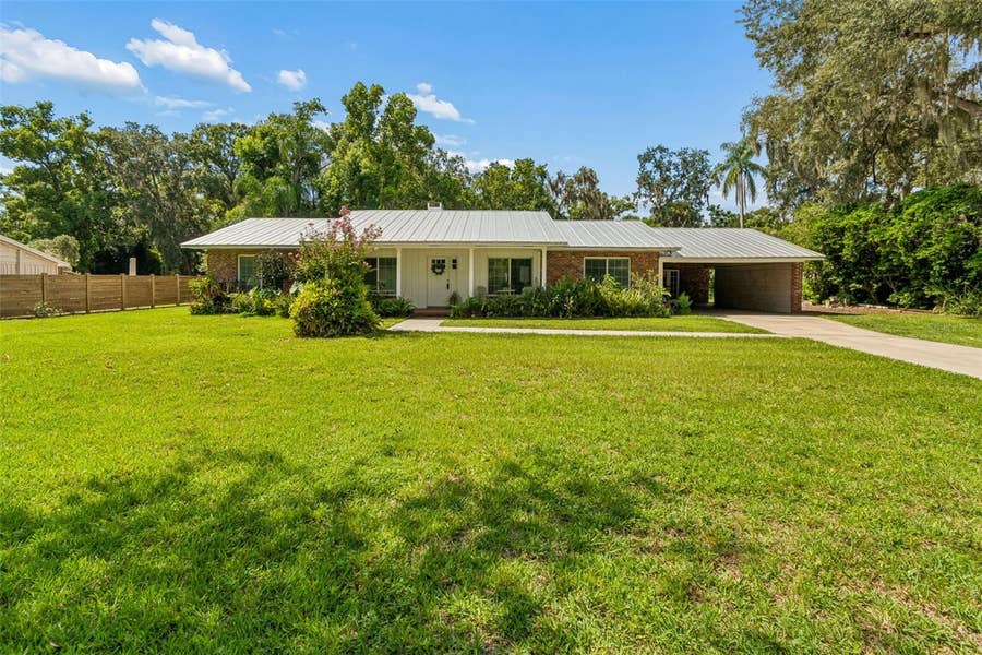 Property photo for 909 TOMLINSON DRIVE, Lutz, FL