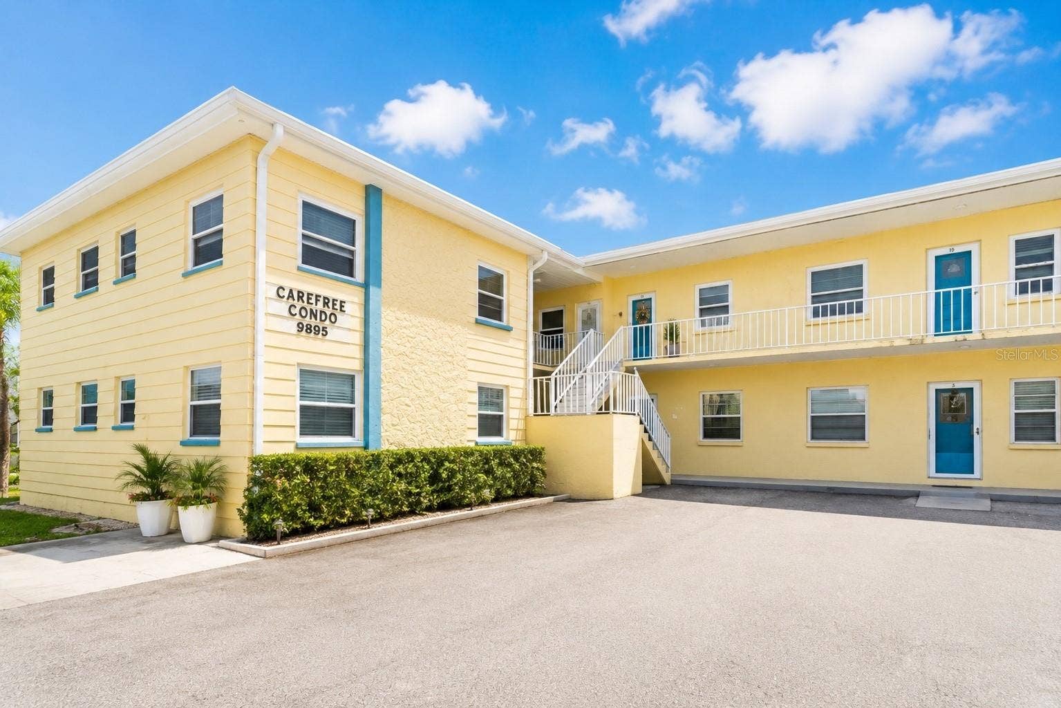 9895 1ST STREET E, #5, Treasure Island, FL 33706