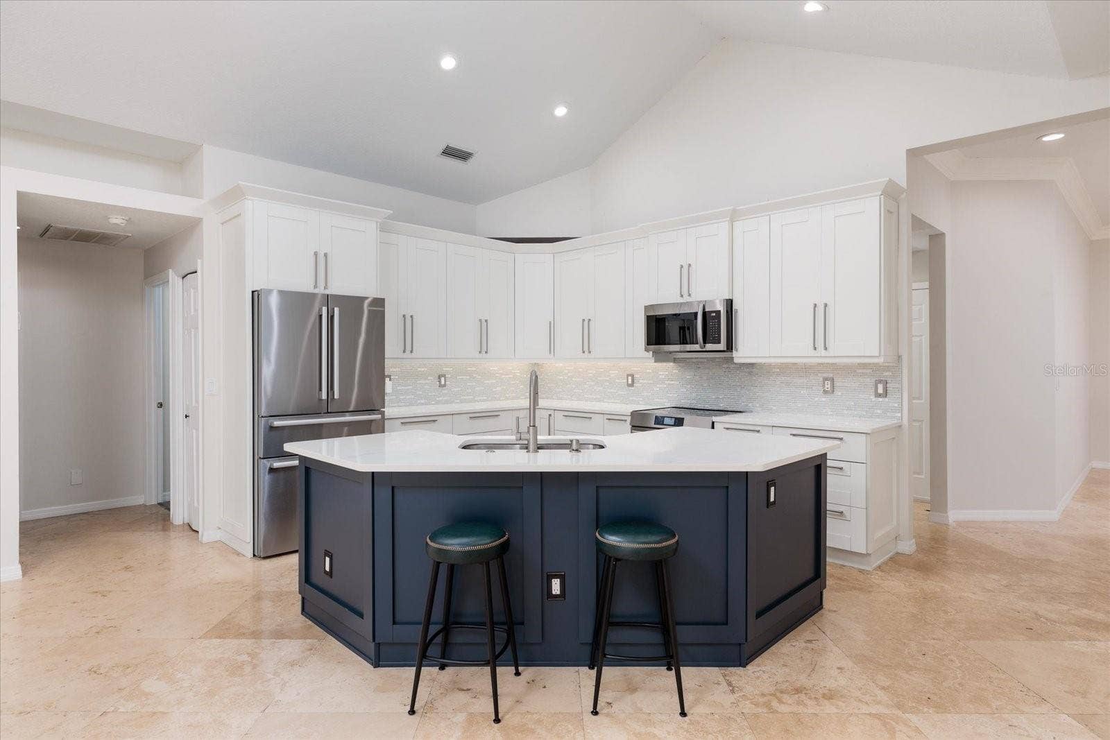1723 CAPTIVA DRIVE, Oldsmar, FL 34677