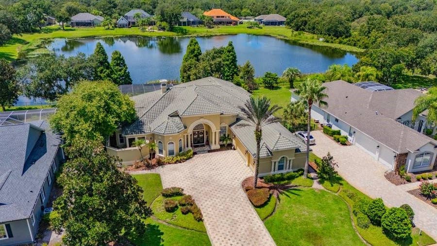 Property photo for 6217 KINGBIRD MANOR DRIVE, Lithia, FL