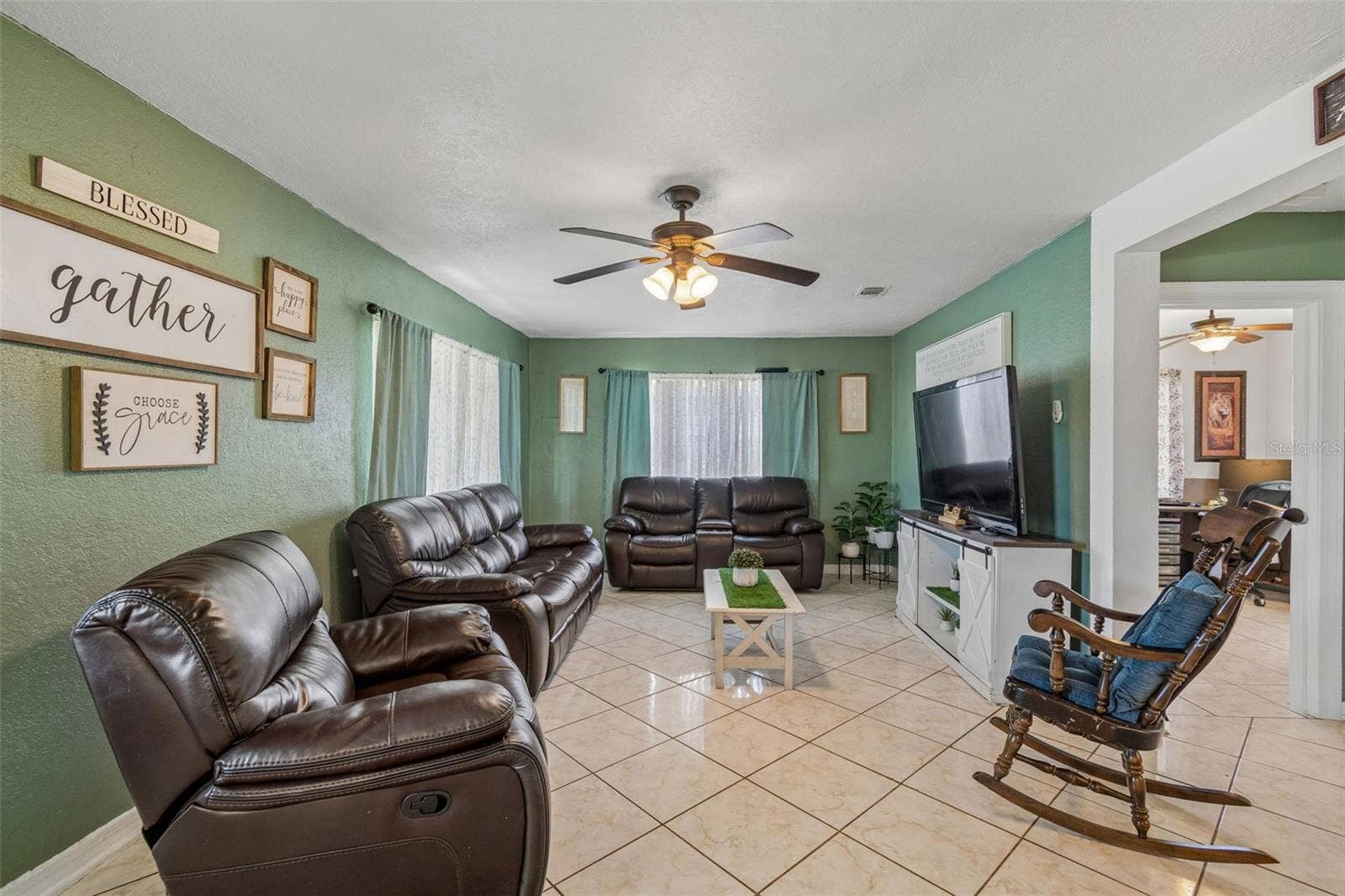 7307 N HUNTLEY AVENUE, Tampa, FL 33604 7307 N HUNTLEY AVENUE, Tampa, FL 33604
