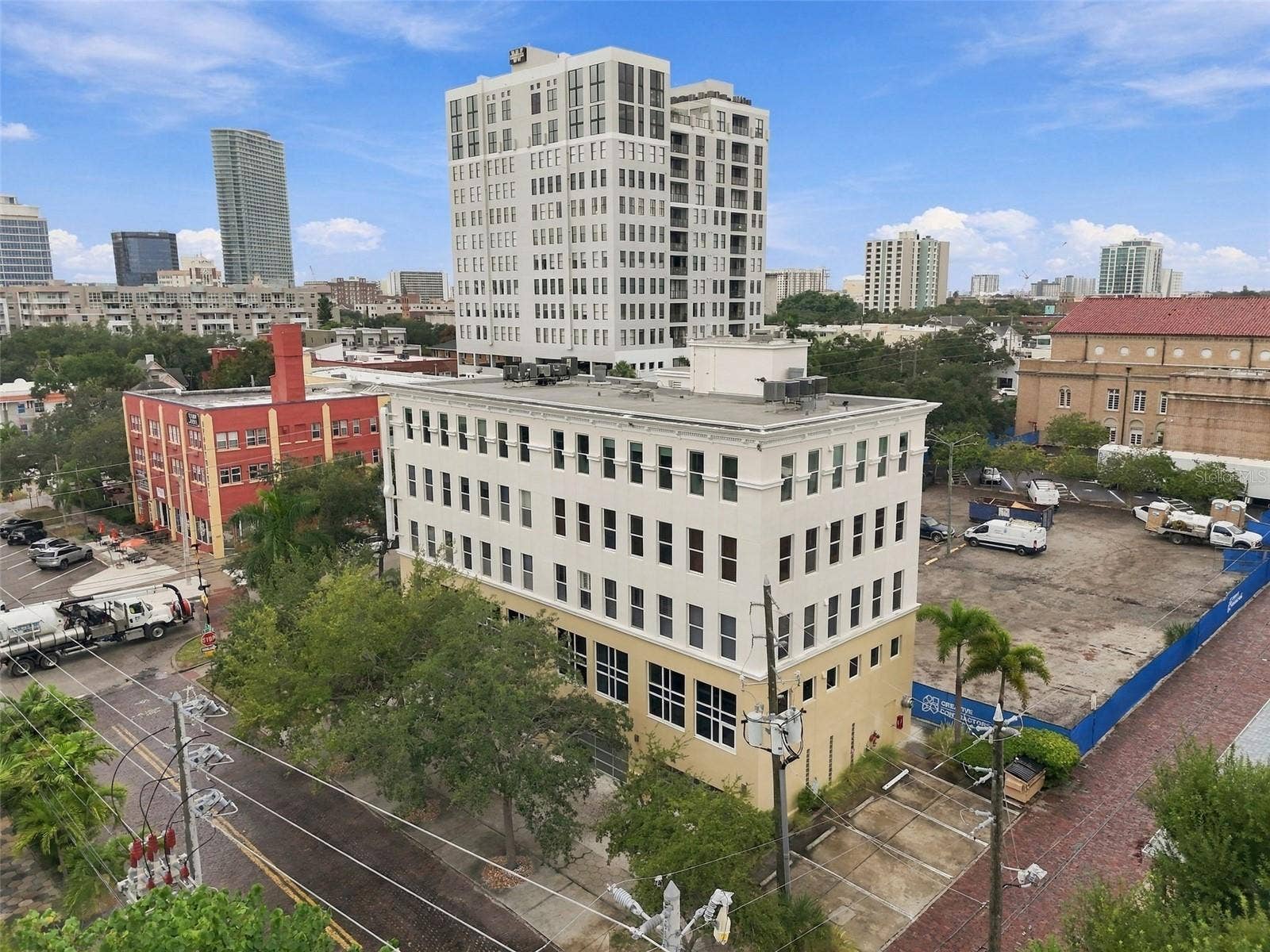 205 5TH AVENUE N, #201, St Petersburg, FL 33701 205 5TH AVENUE N, #201, St Petersburg, FL 33701