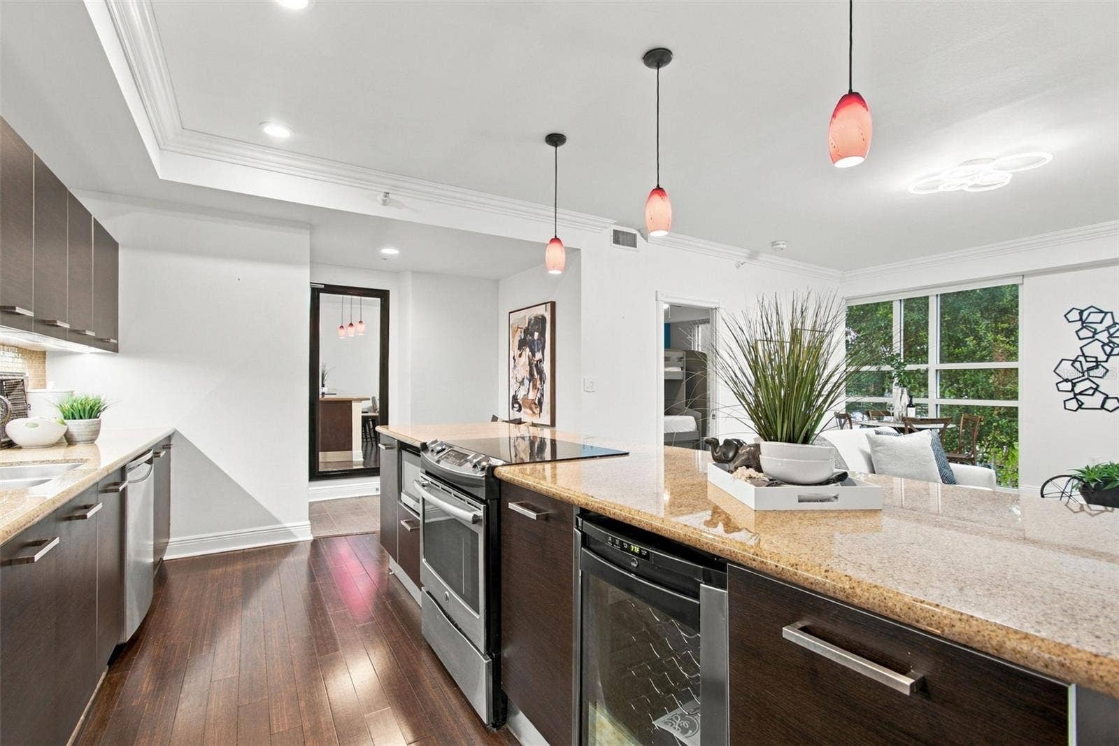 205 5TH AVENUE N, #201, St Petersburg, FL 33701 205 5TH AVENUE N, #201, St Petersburg, FL 33701