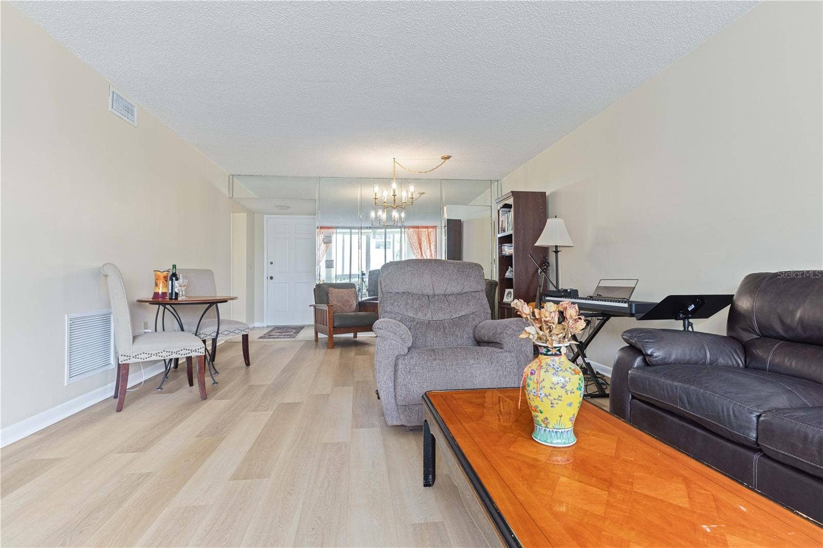 19029 US HIGHWAY 19 N, #3-1, Clearwater, FL 33764
