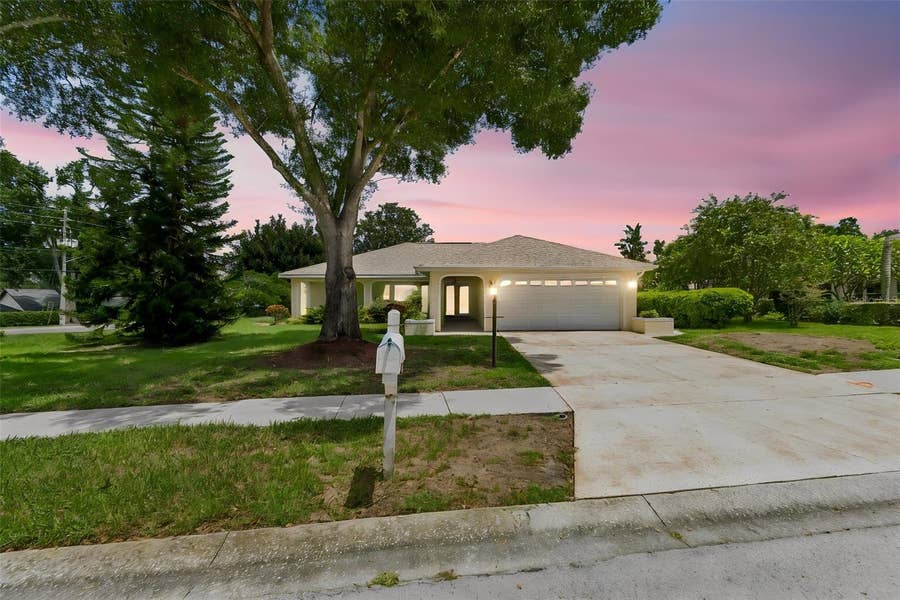 Property photo for 1591 LONGFORD DRIVE, Palm Harbor, FL