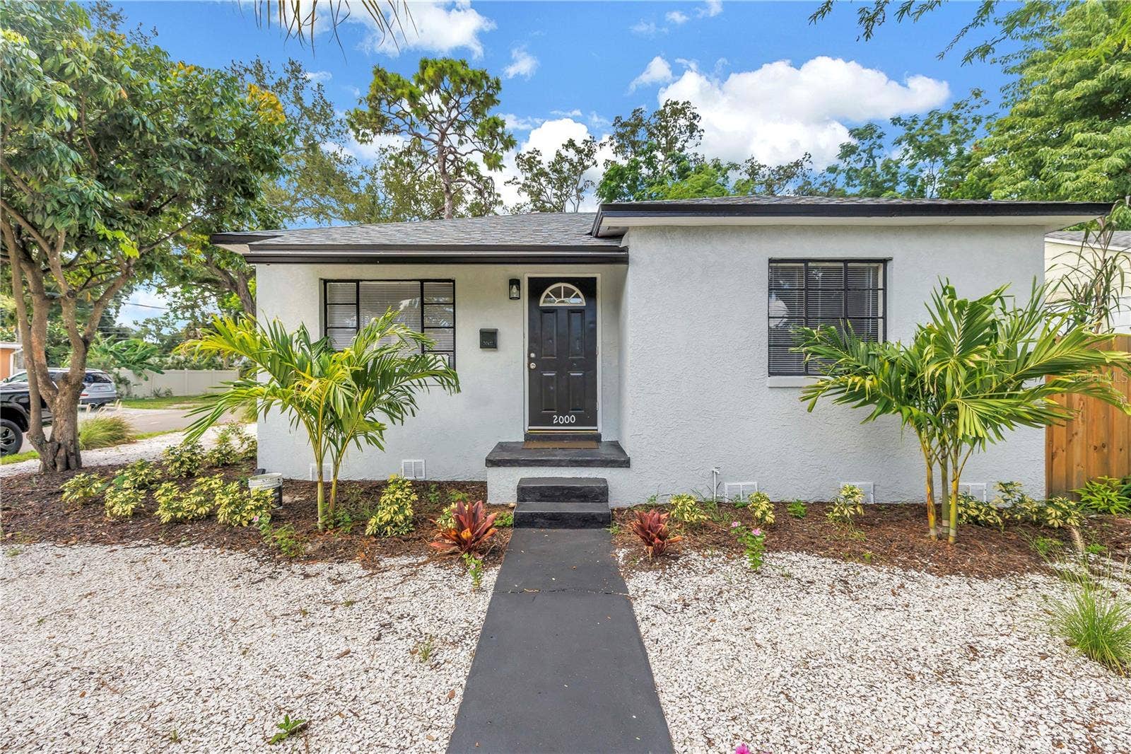 2000 27TH AVENUE N, St Petersburg, FL 33713