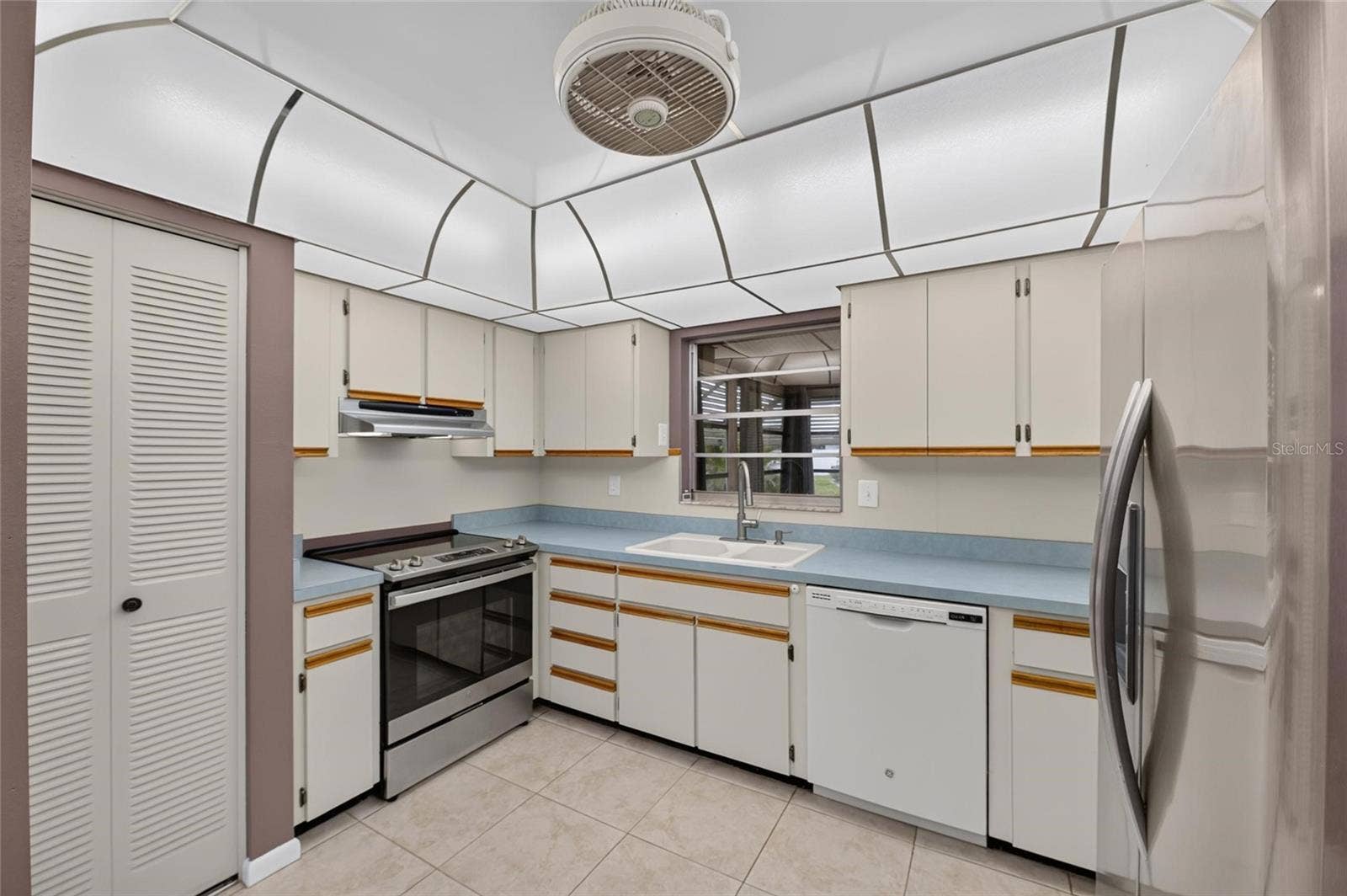 1743 COCO PALM CIRCLE, Sun City Center, FL 33573 1743 COCO PALM CIRCLE, Sun City Center, FL 33573