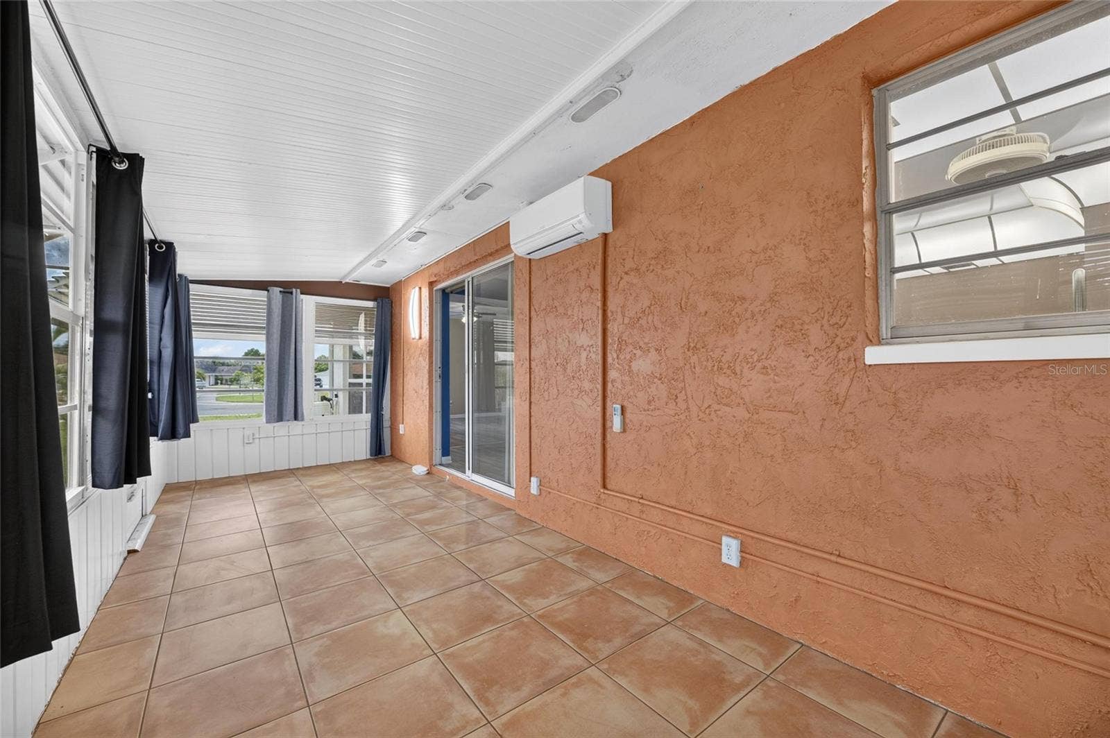 1743 COCO PALM CIRCLE, Sun City Center, FL 33573 1743 COCO PALM CIRCLE, Sun City Center, FL 33573