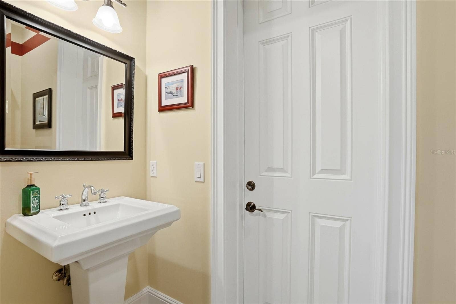 1059 CEASARS COURT, Mount Dora, FL 32757 1059 CEASARS COURT, Mount Dora, FL 32757