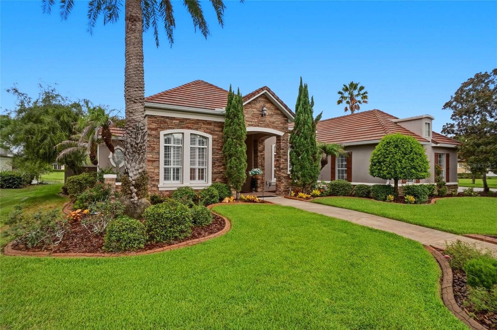 1059 CEASARS COURT, Mount Dora, FL 32757 1059 CEASARS COURT, Mount Dora, FL 32757