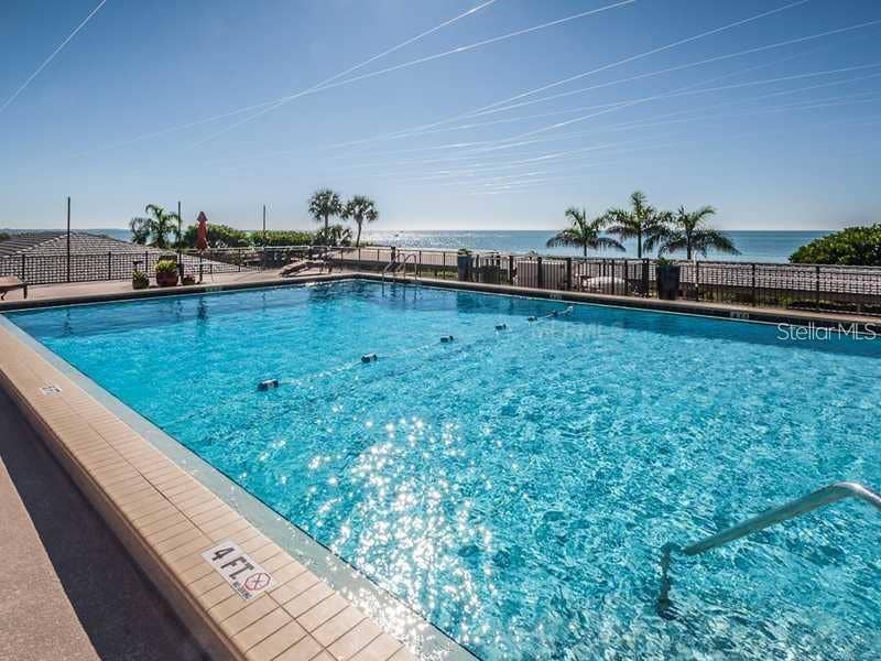 7650 BAYSHORE DRIVE, #302, Treasure Island, FL 33706 7650 BAYSHORE DRIVE, #302, Treasure Island, FL 33706