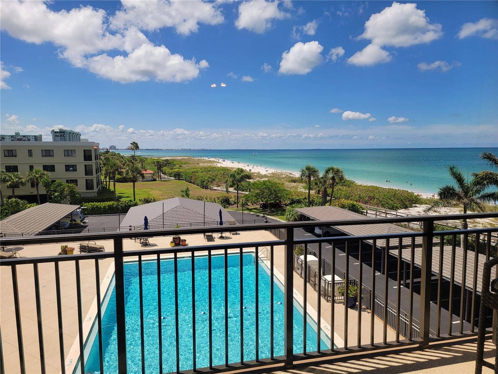 7650 BAYSHORE DRIVE, #302, Treasure Island, FL 33706 7650 BAYSHORE DRIVE, #302, Treasure Island, FL 33706