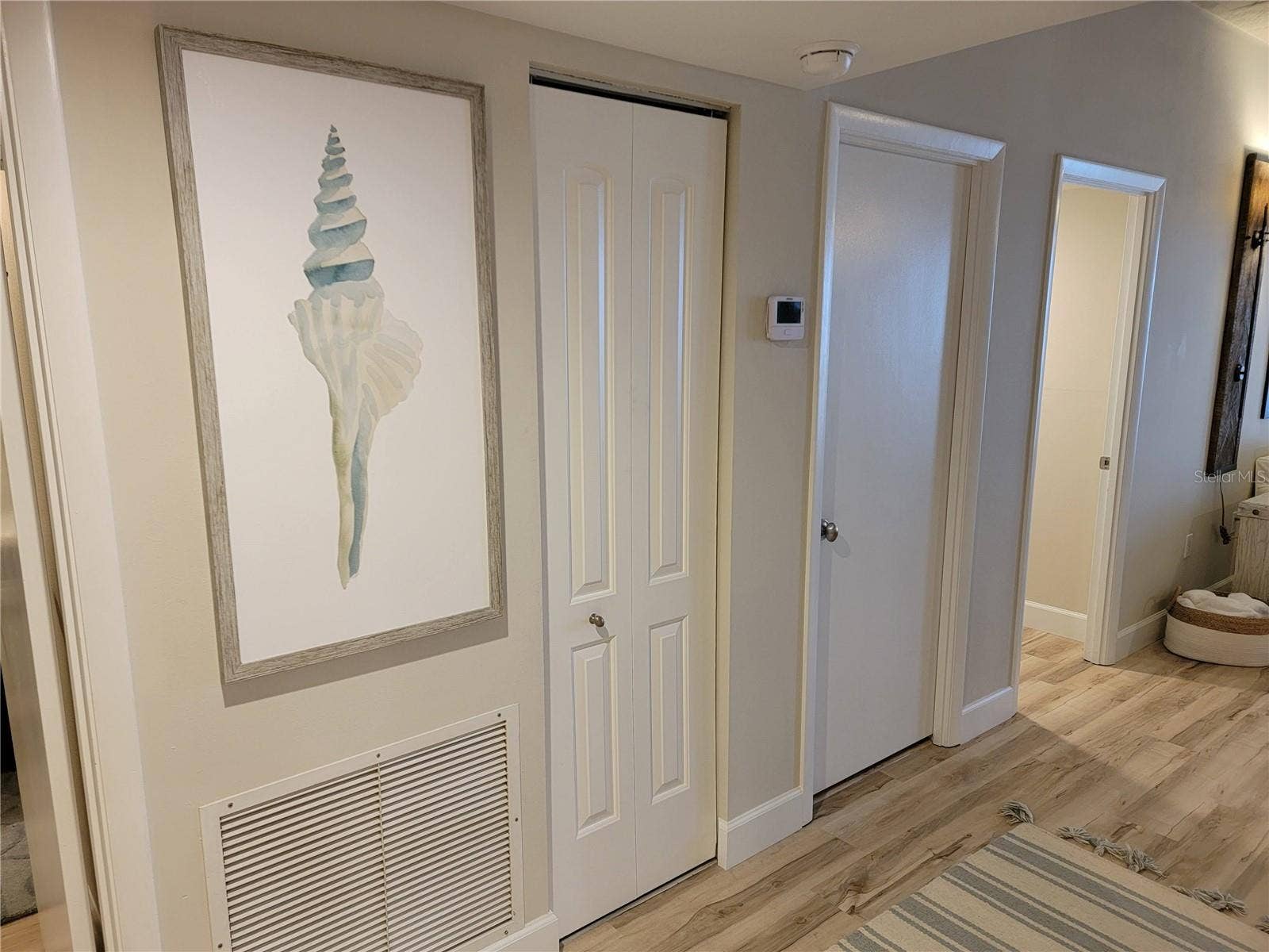 7650 BAYSHORE DRIVE, #302, Treasure Island, FL 33706 7650 BAYSHORE DRIVE, #302, Treasure Island, FL 33706