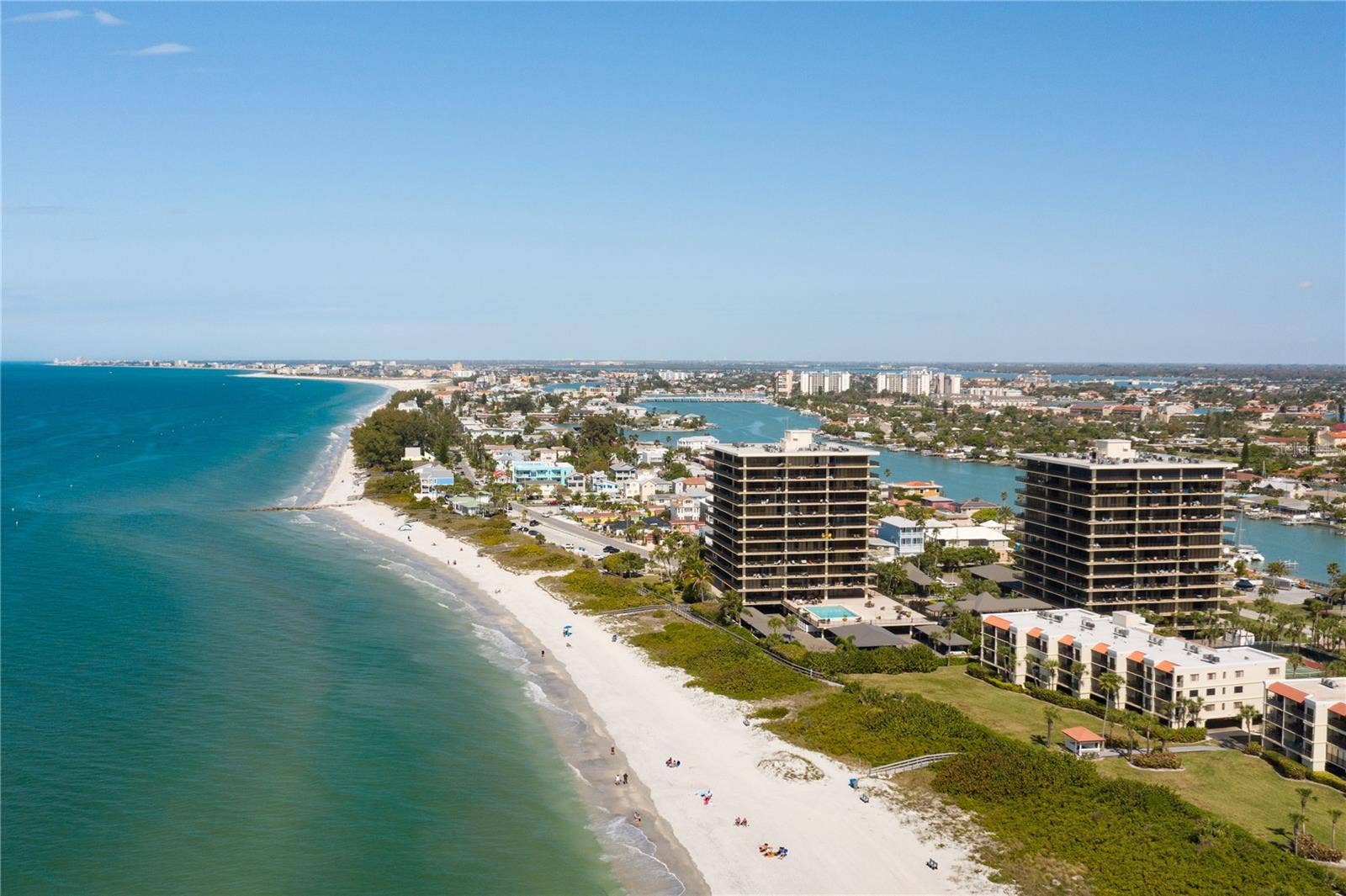 7650 BAYSHORE DRIVE, #302, Treasure Island, FL 33706 7650 BAYSHORE DRIVE, #302, Treasure Island, FL 33706