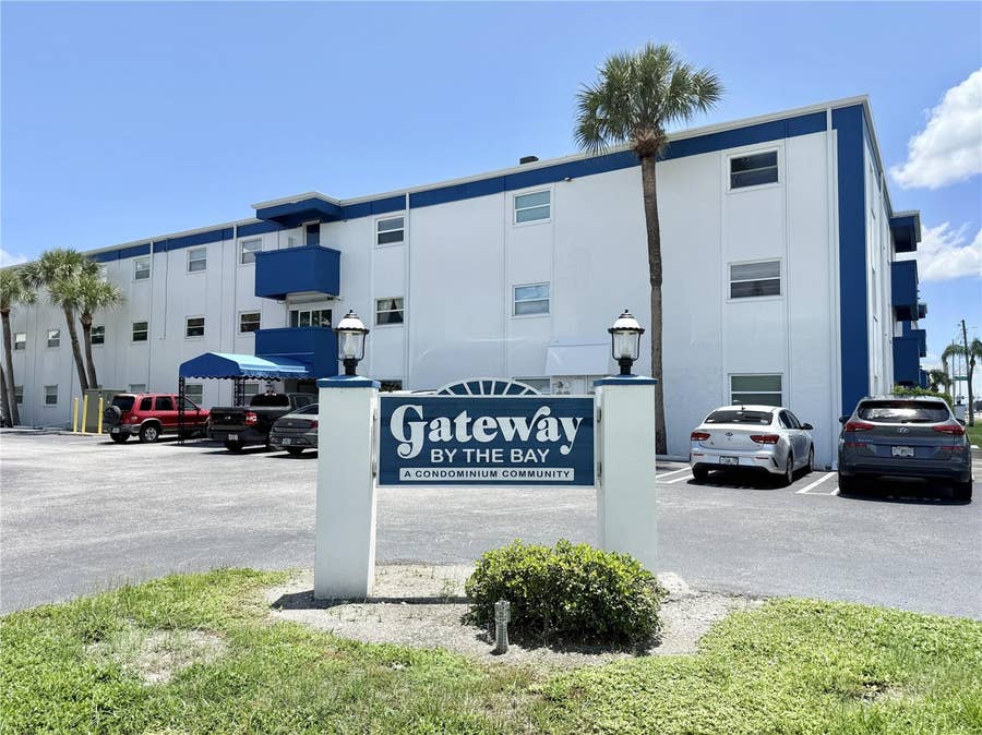 Property photo for 350 79TH AVE N, #102, St Petersburg, FL