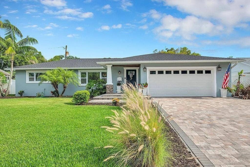 6770 15TH AVENUE N, St Petersburg, FL 33710 6770 15TH AVENUE N, St Petersburg, FL 33710