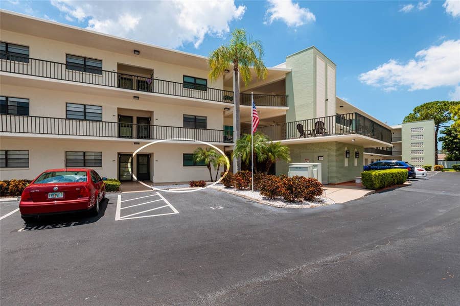 Property photo for 5980 TERRACE PARK DRIVE N, #108, St Petersburg, FL