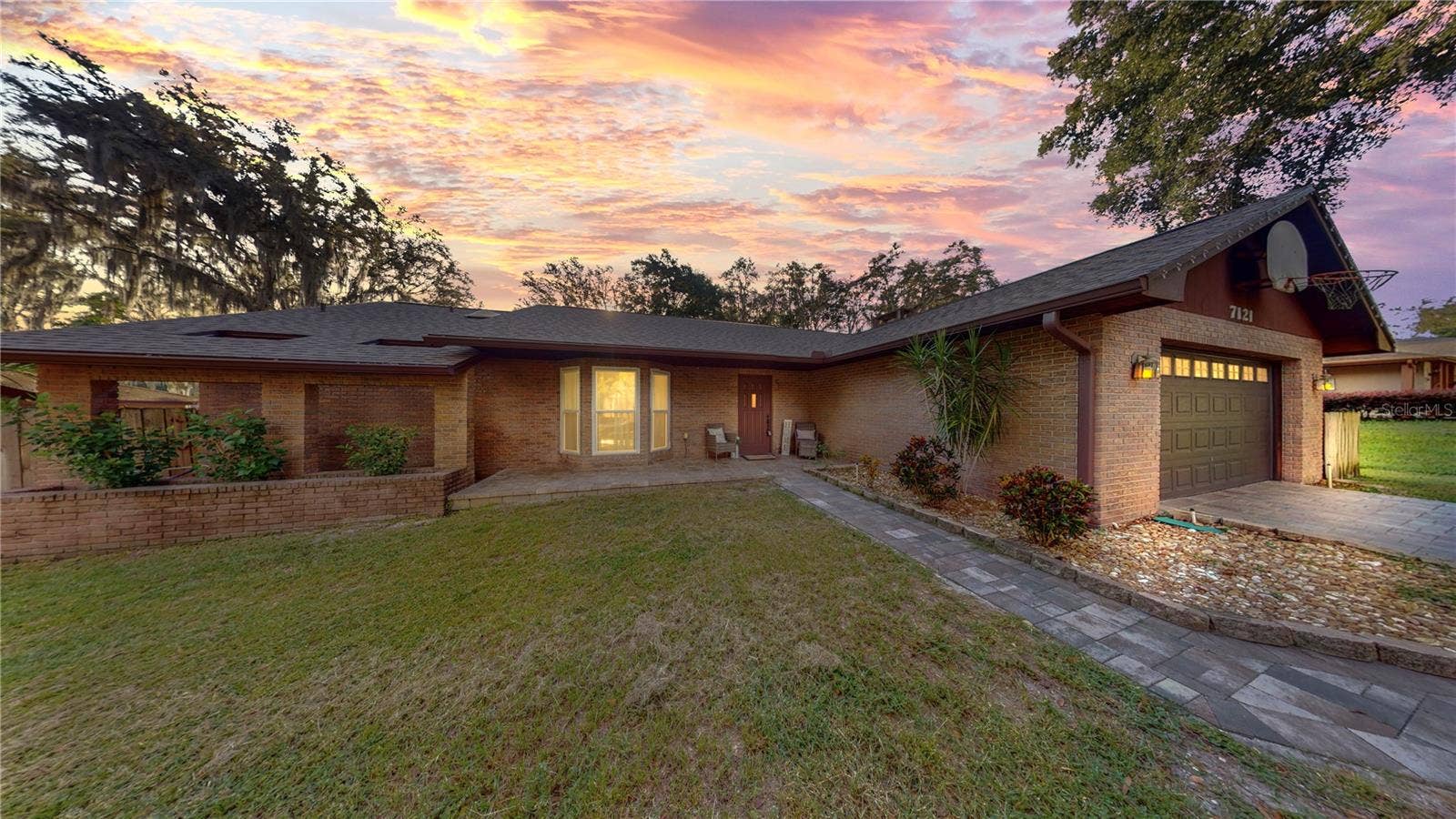 7121 ODONIEL LOOP W, Lakeland, FL 33809 7121 ODONIEL LOOP W, Lakeland, FL 33809