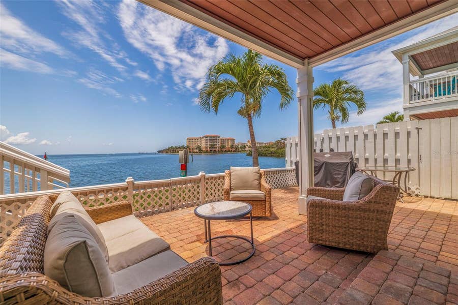Property photo for 5266 BEACH DRIVE SE, #B, St Petersburg, FL