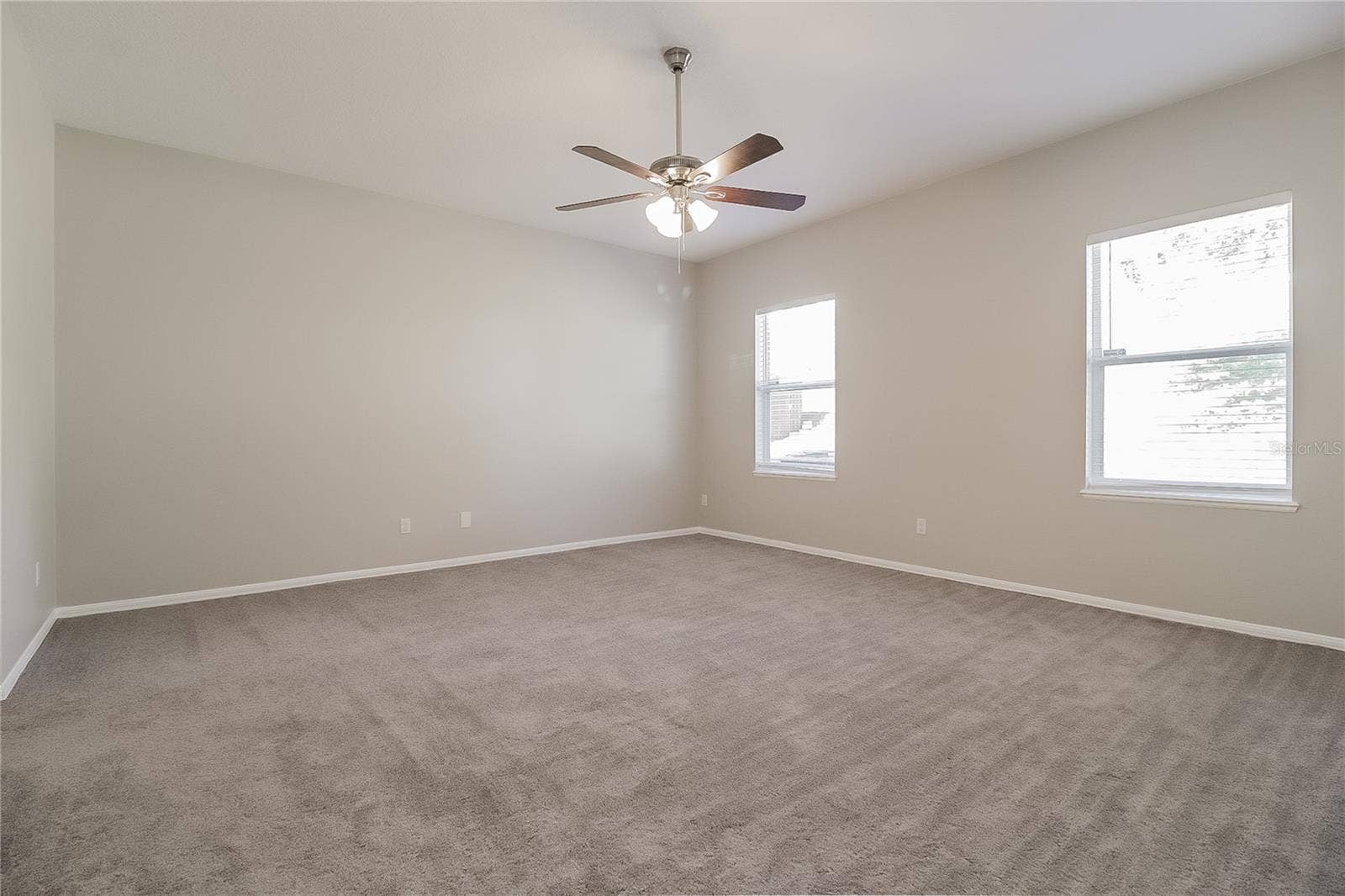 1117 SPRUCE RIDGE COURT, Minneola, FL 34715