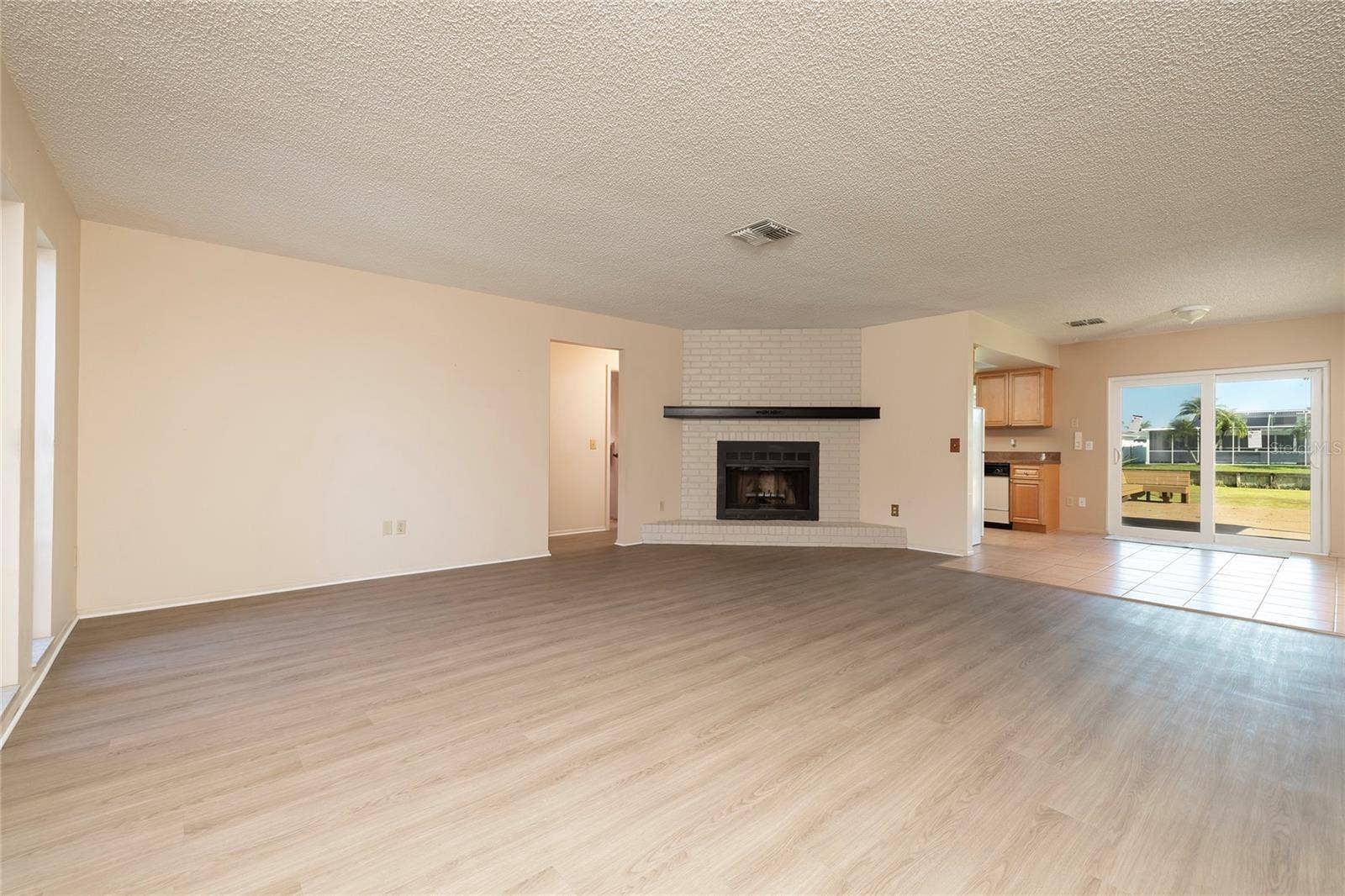 6355 102ND TERRACE N, Pinellas Park, FL 33782 6355 102ND TERRACE N, Pinellas Park, FL 33782