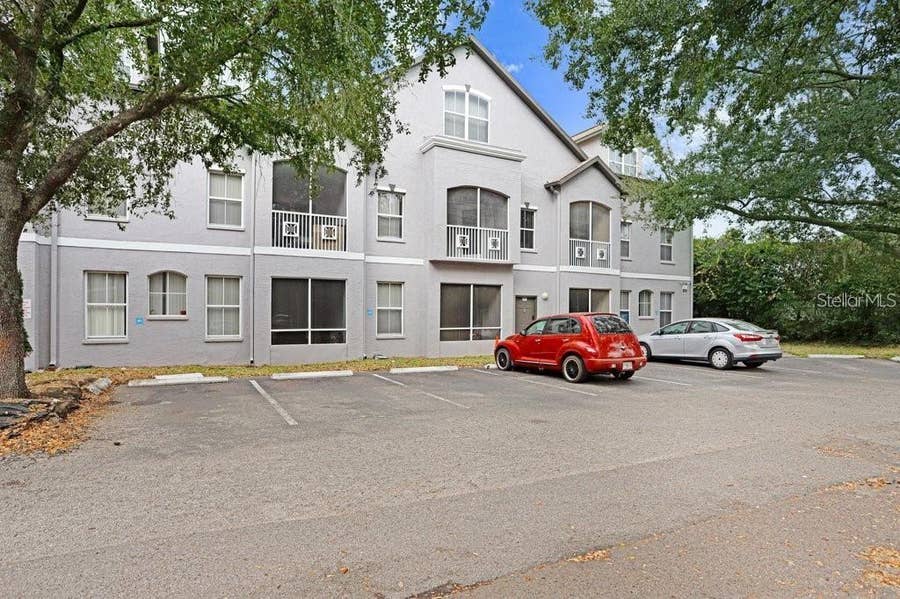 Property photo for 5031 SUNRIDGE PALMS DRIVE, Tampa, FL
