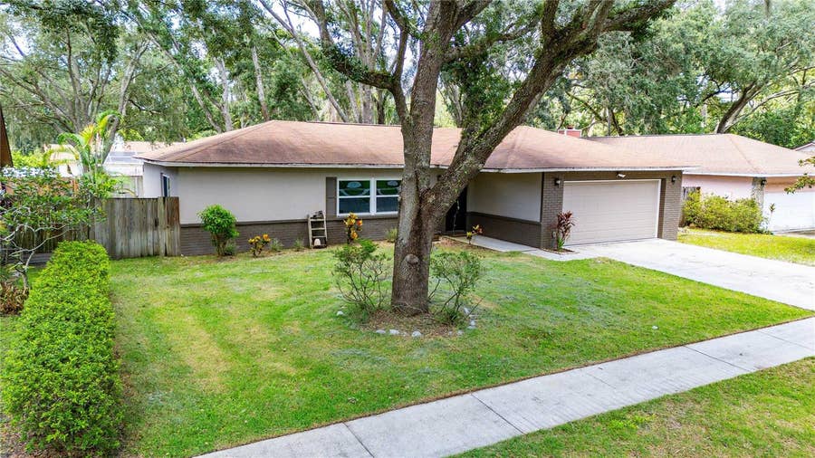 Property photo for 2423 FORREST CREST CIR, Lutz, FL