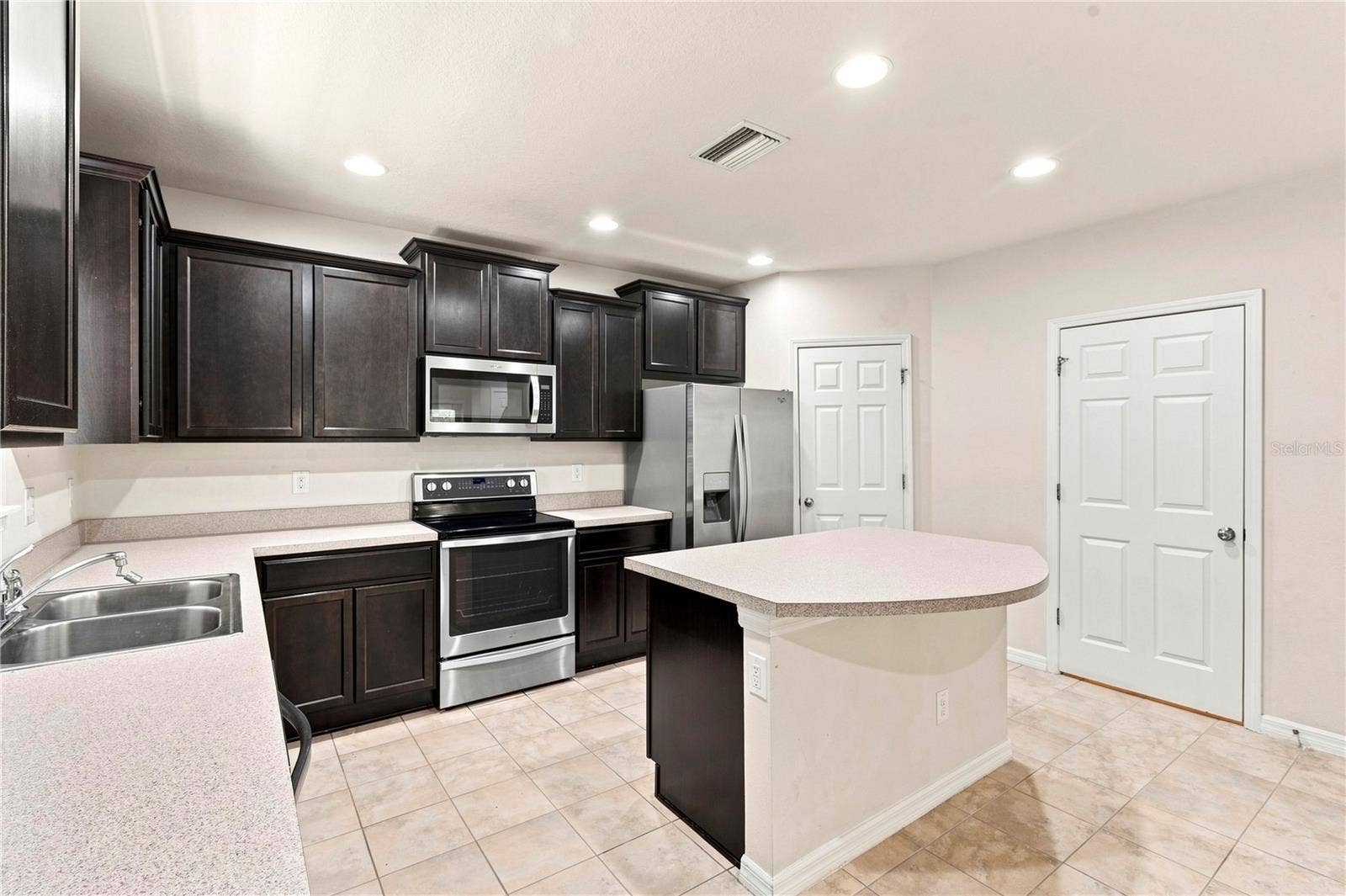 4824 CHATTERTON WAY, Riverview, FL 33578 4824 CHATTERTON WAY, Riverview, FL 33578