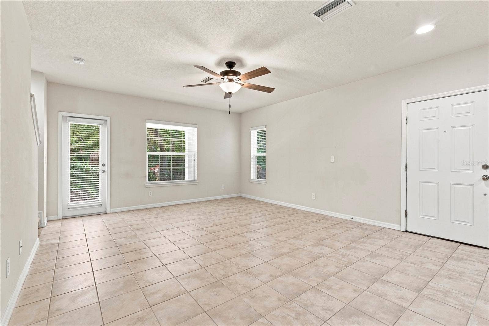 4824 CHATTERTON WAY, Riverview, FL 33578 4824 CHATTERTON WAY, Riverview, FL 33578