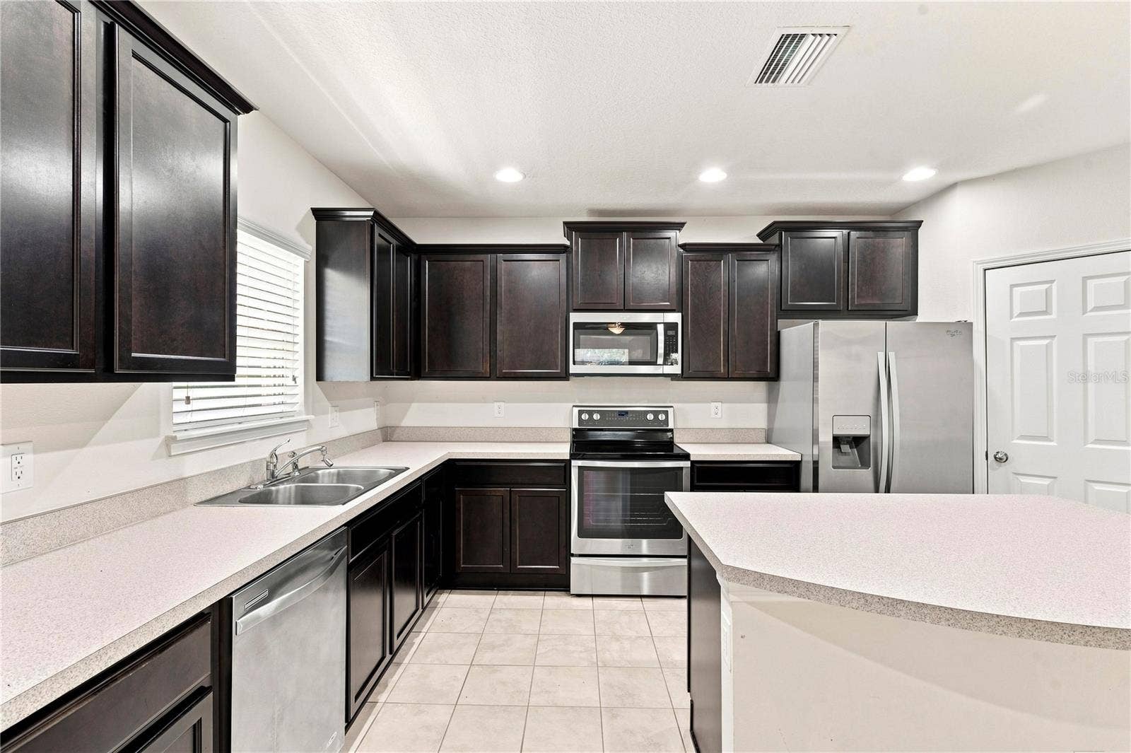 4824 CHATTERTON WAY, Riverview, FL 33578 4824 CHATTERTON WAY, Riverview, FL 33578