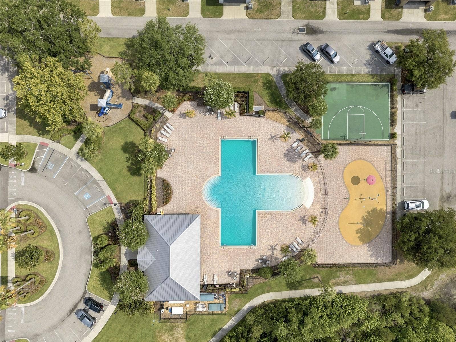 4824 CHATTERTON WAY, Riverview, FL 33578 4824 CHATTERTON WAY, Riverview, FL 33578