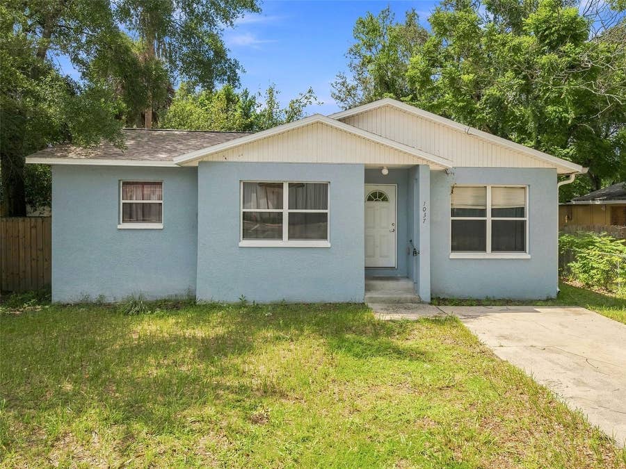 Property photo for 1037 E YUKON STREET, Tampa, FL
