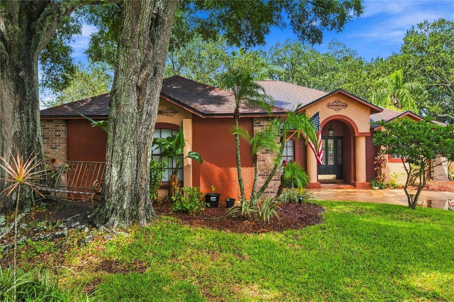 Property photo for 16502 CAYMAN DRIVE, Tampa, FL