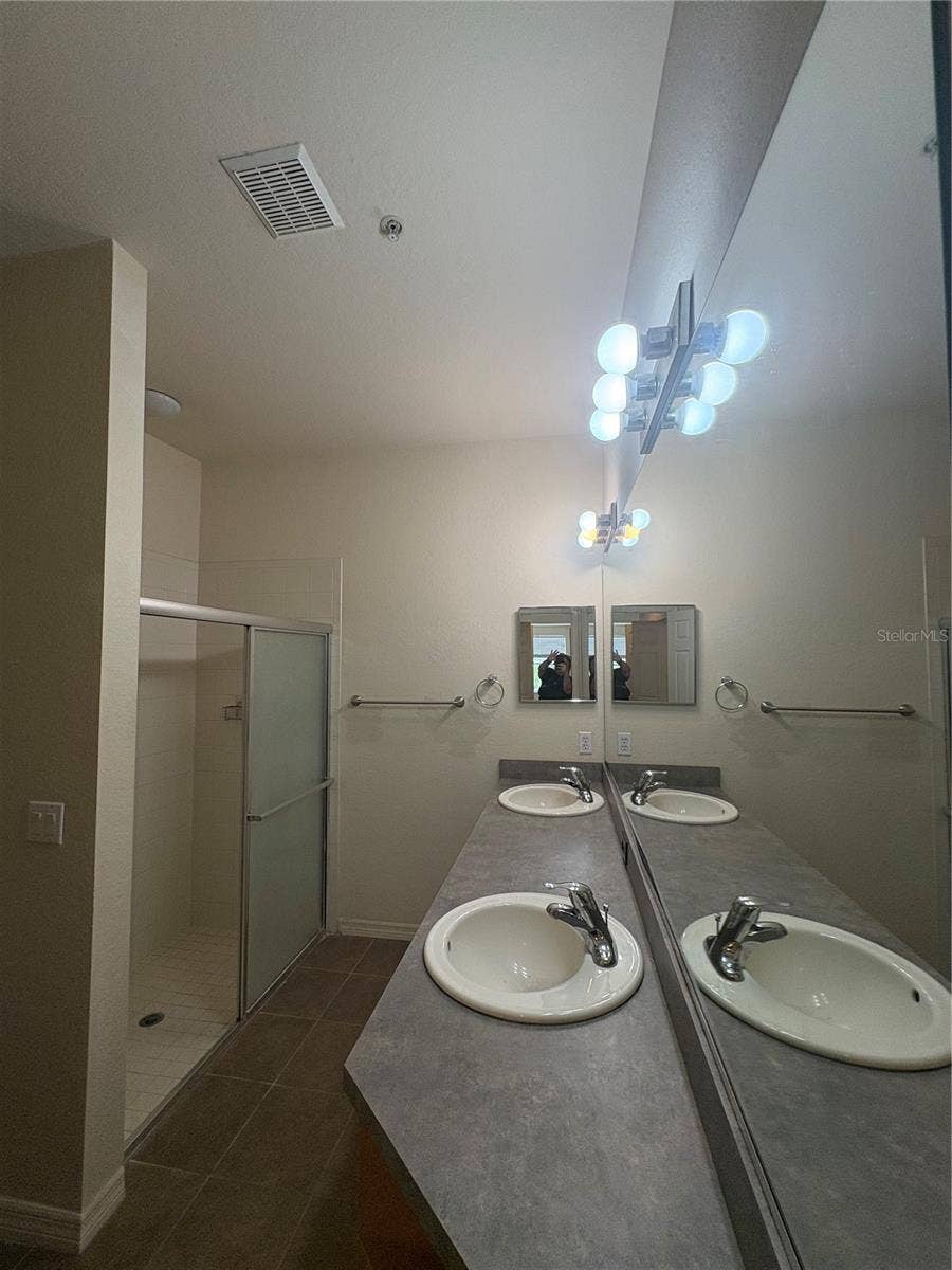 4628 1ST AVENUE E, Palmetto, FL 34221 4628 1ST AVENUE E, Palmetto, FL 34221