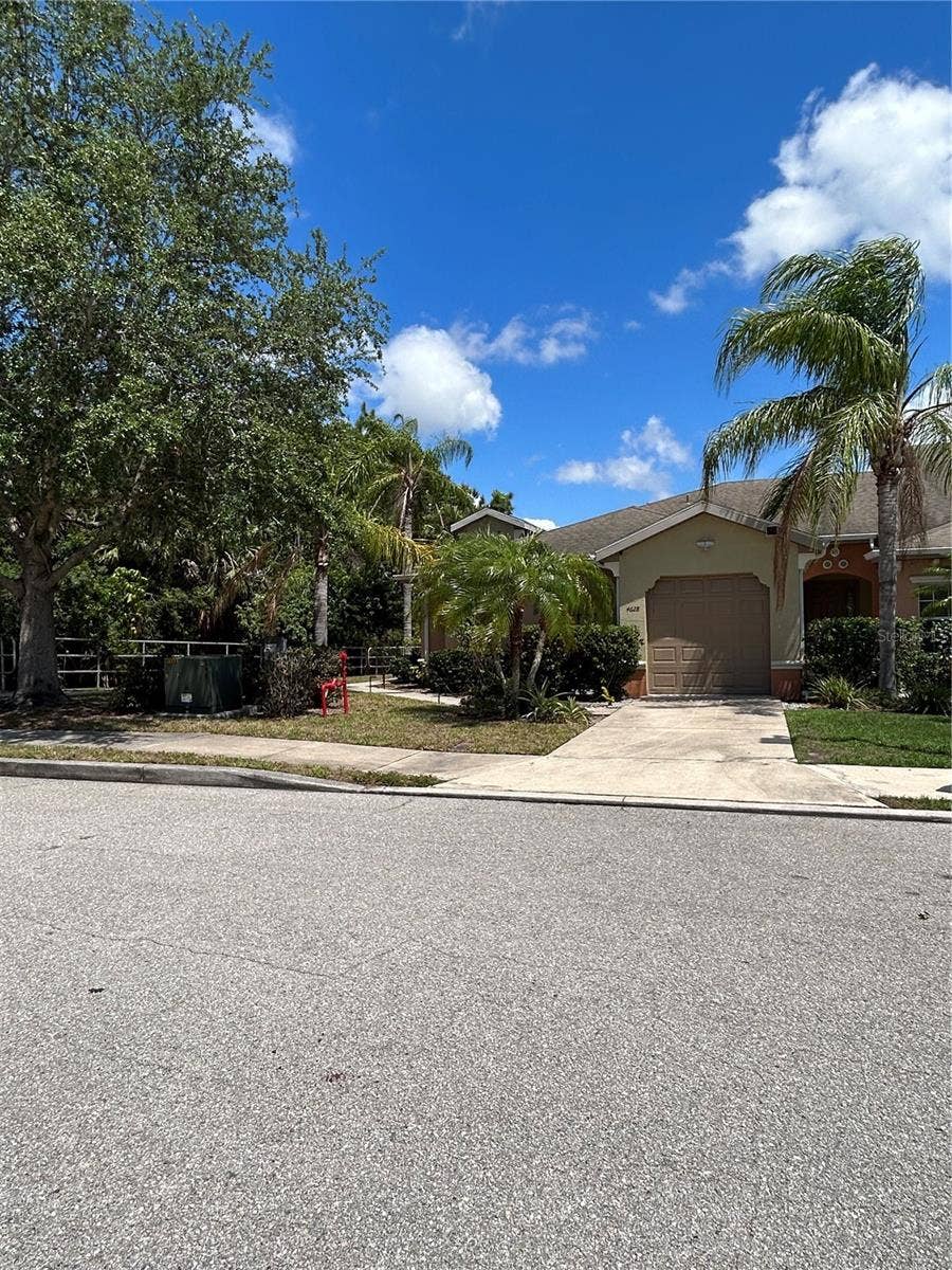 Property photo for 4628 1ST AVENUE E, Palmetto, FL