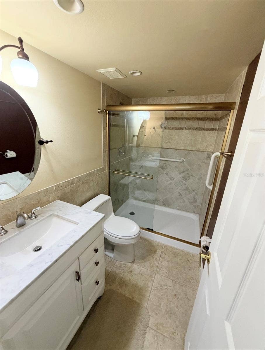 3789 46TH AVENUE S, #202, St Petersburg, FL 33711 3789 46TH AVENUE S, #202, St Petersburg, FL 33711