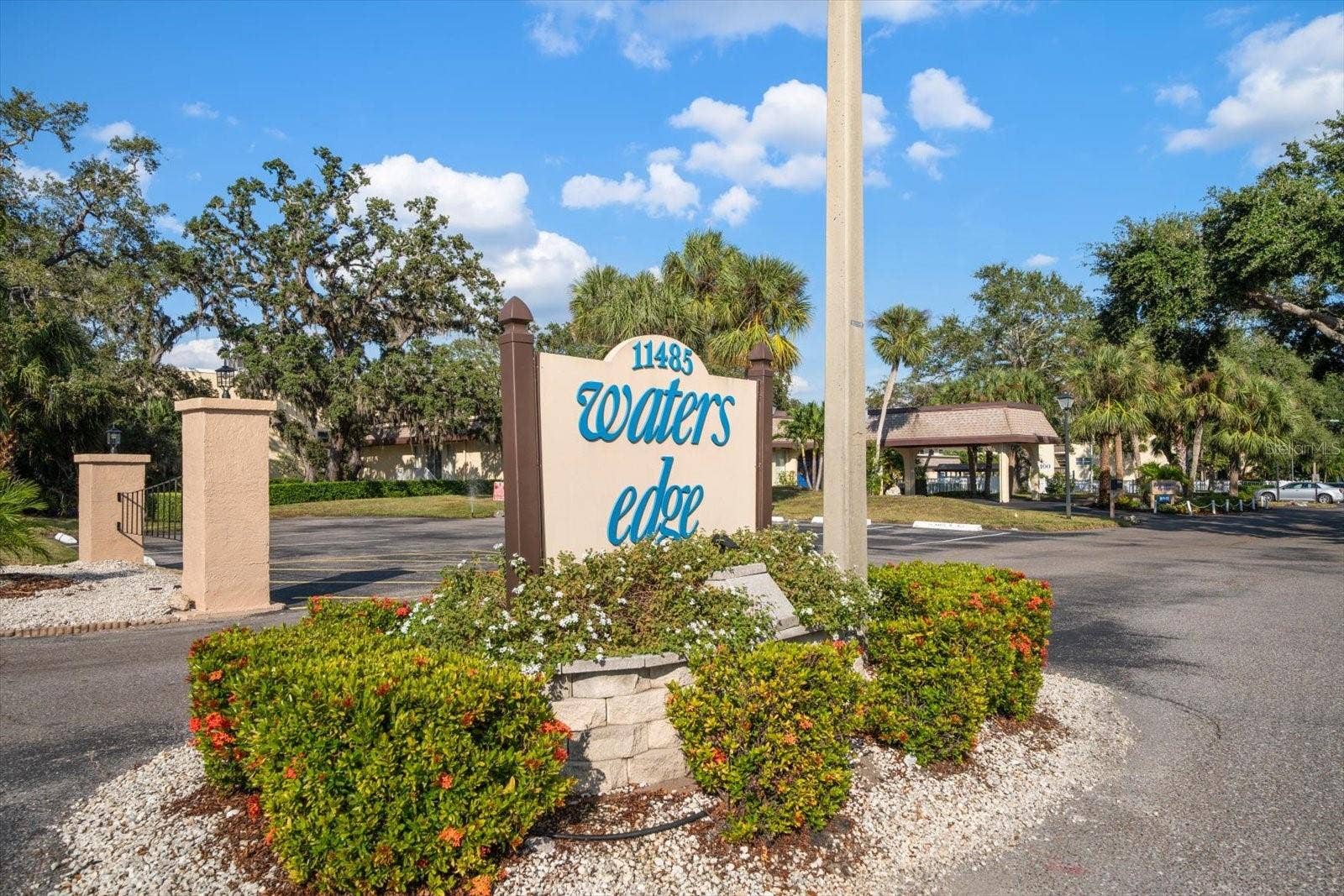 11485 OAKHURST ROAD, #1100-304, Largo, FL 33774 BEAUTIFUL COMMUNITY OF WATER'S EDGE
